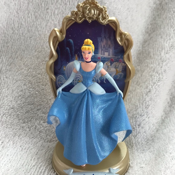 Hallmark Cinderella Disney Princess Keepsake Christmas Ornament 1997 in Box - Picture 4 of 5